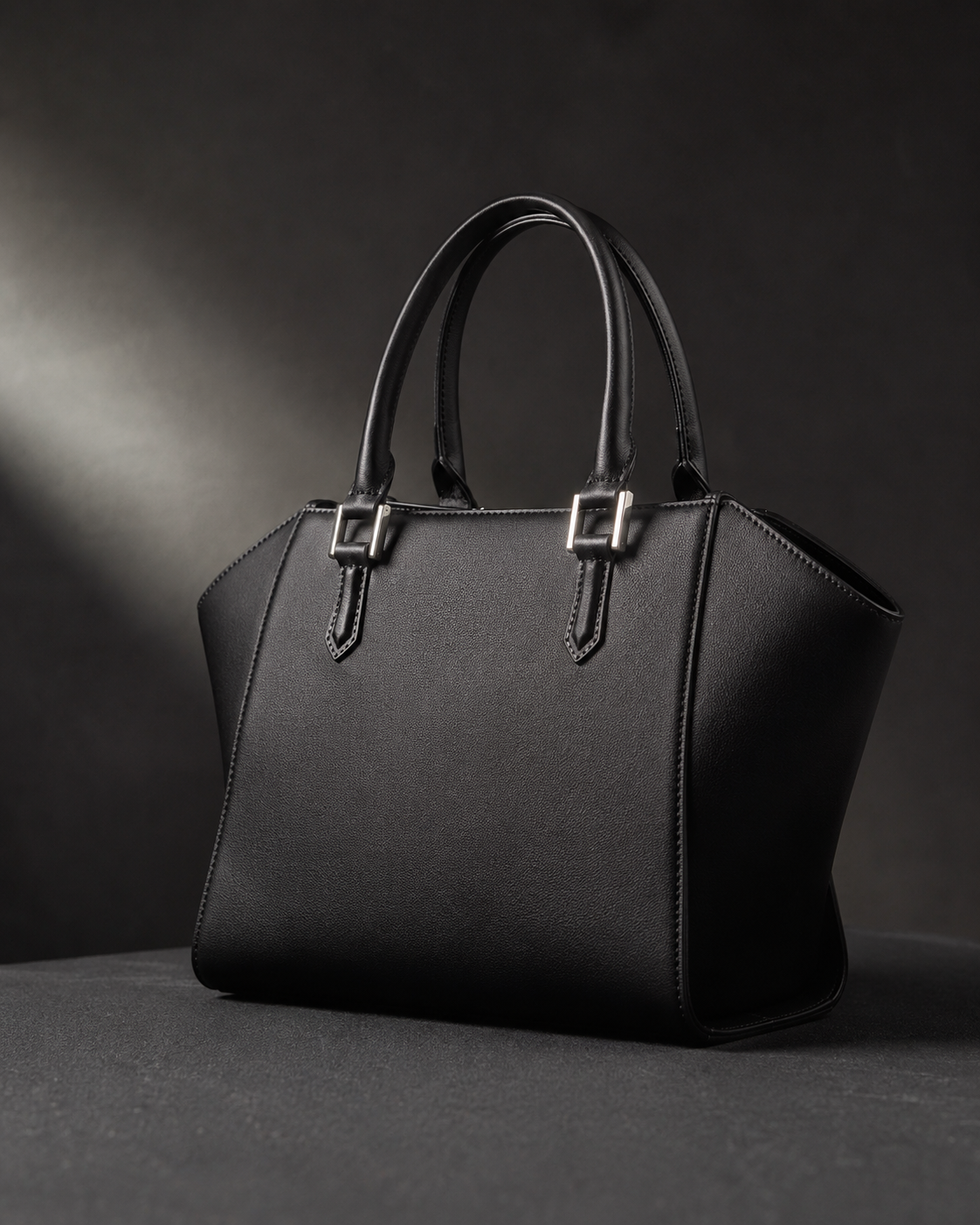 Schwarze ChangeBag mit Rock-Charms